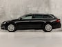 Skoda Superb Combi 1.4 TSI iV Sport 218Pk Automaat (VIRTUAL COCKPIT, APPLE CARPLAY, GROOT NAVI, CAMERA, STOELVERWARMING, SPORTSTOELEN, KEYLESS, ADAPTIVE CRUISE, GETINT GLAS, NIEUWSTAAT)