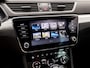 Skoda Superb Combi 1.4 TSI iV Sport 218Pk Automaat (VIRTUAL COCKPIT, APPLE CARPLAY, GROOT NAVI, CAMERA, STOELVERWARMING, SPORTSTOELEN, KEYLESS, ADAPTIVE CRUISE, GETINT GLAS, NIEUWSTAAT)