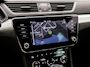 Skoda Superb Combi 1.4 TSI iV Business Sport 218Pk Automaat (VIRTUAL COCKPIT, APPLE CARPLAY, GROOT NAVI, CAMERA, STOELVERWARMING, SPORTSTOELEN, KEYLESS, ADAPTIVE CRUISE, GETINT GLAS, NIEUWSTAAT)