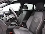 Volkswagen Polo 1.0 TSi 110 Pk Automaat R-Line Business | Stoelverwarming | Adaptive cruise | Parkeersensoren | CarPlay | 17 Inch | 33.412 Km !!