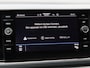 Volkswagen Polo 1.0 TSi 110 Pk Automaat R-Line Business | Stoelverwarming | Adaptive cruise | Parkeersensoren | CarPlay | 17 Inch | 33.412 Km !!