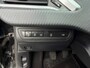 Peugeot 2008 1.2 PureTech Urban Cross 2e eigenaar dealer onderhouden panorama dak parkeer sensor airco airco