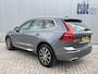 Volvo XC60 2.0 B5 Inscription Navigatie Trekhaak panoramadak 360 Camera Head-Up Display  Elektrische Stoelen Leder Blis Pilot Assist Harman Kardon Audio Apple Carplay Android Auto Parkeerverwarming NL Auto