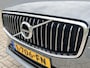 Volvo XC60 2.0 B5 Inscription Navigatie Trekhaak panoramadak 360 Camera Head-Up Display  Elektrische Stoelen Leder Blis Pilot Assist Harman Kardon Audio Apple Carplay Android Auto Parkeerverwarming NL Auto