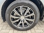 Volvo XC60 2.0 B5 Inscription Navigatie Trekhaak panoramadak 360 Camera Head-Up Display  Elektrische Stoelen Leder Blis Pilot Assist Harman Kardon Audio Apple Carplay Android Auto Parkeerverwarming NL Auto