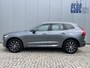 Volvo XC60 2.0 B5 Inscription Navigatie Trekhaak panoramadak 360 Camera Head-Up Display  Elektrische Stoelen Leder Blis Pilot Assist Harman Kardon Audio Apple Carplay Android Auto Parkeerverwarming NL Auto