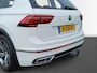 Volkswagen Tiguan 1.5 TSI R-Line Business+ /Prachtige auto!/Trekh./Digi Dash/Camera/Carplay/Led/19"/