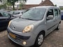 Renault Kangoo Family 1.6-16V Expression. Rolstoel aanpassing XXL aanpassing. D-riem vervangen, nette Kangoo! Prijs incl garantie.