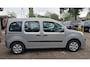 Renault Kangoo Family 1.6-16V Expression. Rolstoel aanpassing XXL aanpassing. D-riem vervangen, nette Kangoo! Prijs incl garantie.