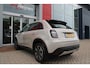 Fiat 600 1.2 Hybrid 110PK AUTOMAAT URBAN | STOEL/VOORRUIT VERWARMING | KEYLESS ENTRY/START | 17" LICHTEMATELN VELGEN | DRAADLOZE TELEFOONLADER | DRAADLOZE APPLE CARPLAY/ANDROID AUTO | NAVIGATIE | DAB+ RADIO | PARKEERSENSOREN VOOR + ACHTER | ACHTERUITRIJ CAMERA | CRUISE CONTROL | LED KOPLAMPEN |