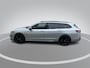 Volkswagen Passat Variant 1.5eHybrid 200kW/272PK R-Line Black Style DSG · Panoramadak · Trekhaak · Leder · Harman Kardon · Garantie t/m 23-04-2030 of 100000km.