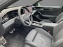 Volkswagen Passat Variant 1.5eHybrid 200kW/272PK R-Line Black Style DSG · Panoramadak · Trekhaak · Leder · Harman Kardon · Garantie t/m 23-04-2030 of 100000km.