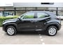 Toyota Yaris Cross 1.5 Hybrid Dynamic Special | Rijklaar | Head Up | Stoel-/stuurverw. | LED | Keyless | Apple/Android | All-season