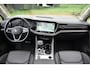Volkswagen Touareg 3.0 TSi eHybrid ATMOSPHERE 4MOTION TREKHAAK/HEAD-UP/PANORAMADAK 1E EIG