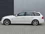 BMW 3-Serie Touring 318i - M-Pakket - Xenon - Navi - NL auto!
