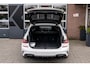 BMW 3-Serie 330 330i Touring M Sport | ACC | Maxton | 19' Inch | Stoelverwarming | M Sportremmen |