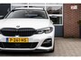 BMW 3-Serie 330 330i Touring M Sport | ACC | Maxton | 19' Inch | Stoelverwarming | M Sportremmen |