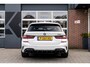 BMW 3-Serie 330 330i Touring M Sport | ACC | Maxton | 19' Inch | Stoelverwarming | M Sportremmen |