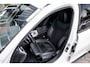 BMW 3-Serie 330 330i Touring M Sport | ACC | Maxton | 19' Inch | Stoelverwarming | M Sportremmen |