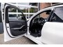 BMW 3-Serie 330 330i Touring M Sport | ACC | Maxton | 19' Inch | Stoelverwarming | M Sportremmen |