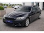 BMW 5-Serie Touring 520d High Executive|M-Sport|Trekhaak|Liefhebbersauto|Nieuwe APK|Perfect Onderhouden