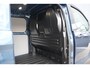 Ford E-Transit Custom 320 L2H1 Sport 71 kWh 218pk - 2x Schuif - Stoel/Stuurverwarming - Cruise - Keyless - Rijklaar
