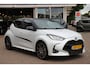 Toyota Yaris 1.5 Hybrid GR Sport | Dodehoek | Head-up | Stoelverwarming | Keyless |