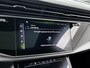 Audi Q8 55 TFSI e quattro Pro Line 394 PK | S-line | Adaptive cruise control | Glazen panoramadak | Luchtvering | Head-up display | Dodehoekdetectie | Matrix-led | 360 graden camera | Elektr. voorst. geheugen best. | Trekhaak | Stoelverwarming voor & achter | Optiekpakket zwart |