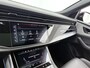 Audi Q8 55 TFSI e quattro Pro Line 394 PK | S-line | Adaptive cruise control | Glazen panoramadak | Luchtvering | Head-up display | Dodehoekdetectie | Matrix-led | 360 graden camera | Elektr. voorst. geheugen best. | Trekhaak | Stoelverwarming voor & achter | Optiekpakket zwart |