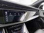 Audi Q8 55 TFSI e quattro Pro Line 394 PK | S-line | Adaptive cruise control | Glazen panoramadak | Luchtvering | Head-up display | Dodehoekdetectie | Matrix-led | 360 graden camera | Elektr. voorst. geheugen best. | Trekhaak | Stoelverwarming voor & achter | Optiekpakket zwart |