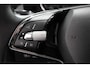 Skoda Kamiq 1.0 TSI 110 pk DSG Scoutline Dynamic Navigatie Apple Carplay/ Android Auto Camera Adaptieve cruise control Stoelverwarming Wegklapbare trekhaak LED-verlichting voor