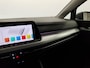 Volkswagen Golf 1.5 150pk eTSI Life DSG Navigatie Climate control Parkeer sensoren Stoelverwarming DAB Led Digitale Cockpit Lichtmetalen velgen Apple Carplay/ Android Auto