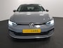 Volkswagen Golf 1.5 150pk eTSI Life DSG Navigatie Climate control Parkeer sensoren Stoelverwarming DAB Led Digitale Cockpit Lichtmetalen velgen Apple Carplay/ Android Auto