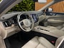 Volvo XC60 2.0 T8 Plug-in hybrid AWD Ultra Dark | Massage/Ventilatie | Trekhaak | 360 Cam | Pano | Memory