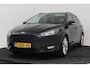 Ford Focus Wagon 1.0 Titanium | Inruilkoopje! | Parkeersensoren | Navigatie | All-season | Stoelverwarming | Cruise Control |