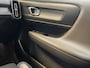Volvo XC40 1.5 T5 Recharge R-Design | Trekhaak | Camera | Stuur/stoelverwarming | Adaptive Cruise