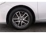 Toyota Auris Touring Sports 1.8 Hybrid Lease Pro | Trekhaak | Pano | Org NL | Navigatie | Climate | Stoelverwarming |