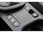 Toyota Yaris Cross 1.5 Hybrid 115 Dynamic Limited, Parkeersensoren, Stuurverwarming