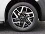 Volkswagen e-Transporter Bedrijfswagens L2 64kWh 218 pk | Trekhaak | Achterdeuren | Bijrijdersbank | 19"Lichtmetalen velgen | Sidesteps | Betimmering | Spoiler | 5 jaar gratis onderhoud | 8 jaar garantie op de accu |