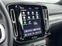 Volvo EX40 Single Motor Plus Black Edition 70 kWh | 98% SOH | 20" | Leder/Nubuck | Elektr. verst. Stoelen | Pixel LED | 360 Camera | Harman Kardon | Stoel/Stuurverwarming | Adaptieve Cruise | BLIS | Warmtepomp