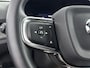 Volvo EX40 Single Motor Plus Black Edition 70 kWh | 98% SOH | 20" | Leder/Nubuck | Elektr. verst. Stoelen | Pixel LED | 360 Camera | Harman Kardon | Stoel/Stuurverwarming | Adaptieve Cruise | BLIS | Warmtepomp