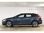 Volvo V40 Cross Country T3 152PK Nordic+ / Navigatie / Panoramadak / Leren bekleding / Elektrische bestuurdersstoel met geheugen / Stoelverwarming / 18" velgen / Achteruitrijcamera / Trekhaak