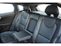 Volvo V40 Cross Country T3 152PK Nordic+ / Navigatie / Panoramadak / Leren bekleding / Elektrische bestuurdersstoel met geheugen / Stoelverwarming / 18" velgen / Achteruitrijcamera / Trekhaak