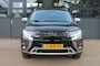 Mitsubishi Outlander 2.4 PHEV PURE **NL-Auto**  Trekhaak / camera / winterbanden set