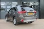 Mitsubishi Outlander 2.4 PHEV PURE **NL-Auto**  Trekhaak / camera / winterbanden set