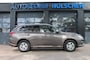 Mitsubishi Outlander 2.4 PHEV PURE **NL-Auto** Trekhaak / camera / winterbanden set