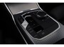 BMW 3-Serie 320e Aut. | SOH 93% | Facelift | M-pakket | Dravitgrau Widescreen | HUD | Dodehoekbewaking | Carplay | Luxe leder |