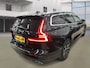 Volvo V60 2.0 B3 R-Design | Volleder | Nederlandse auto | Memory Seats | Trekhaak | Camera | Adapt. Cruise | Dealer onderhouden