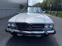 Mercedes-Benz SL W107 560SL