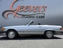 Mercedes-Benz SL W107 560SL